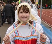 День города 2008. Юная глазовчанка.jpg